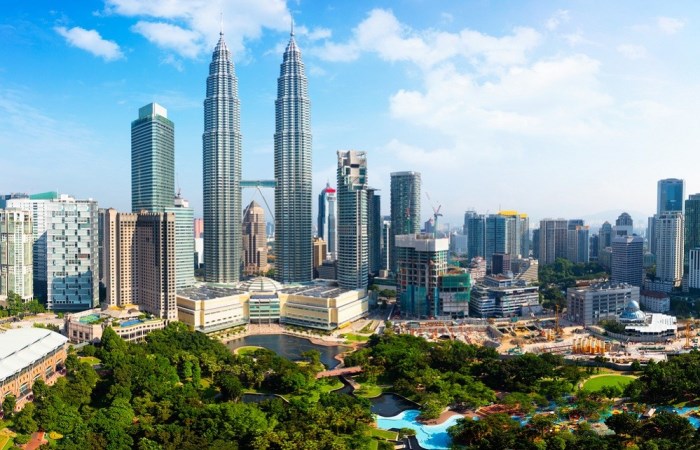 5 Tempat Terbaik & Populer Dikunjungi di Malaysia