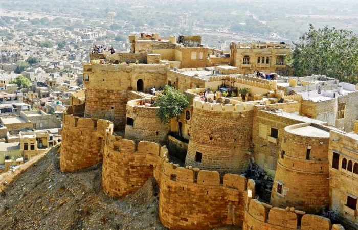 5 Benteng Bersejarah di Bukit Rajasthan yang Wajib Dikunjungi